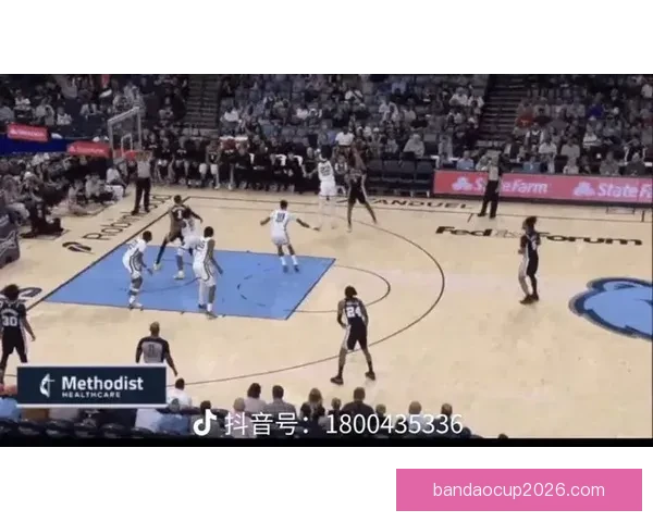 文班大放异彩近25战23胜赢得赞誉 被誉为联盟新影响力 马刺王朝复兴可期